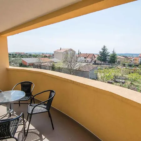 In Kakma/biograd Riviera 40380 Apartman Kakma