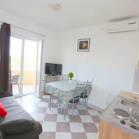 Апартаменты In - Biograd Riviera 40380 Kakma