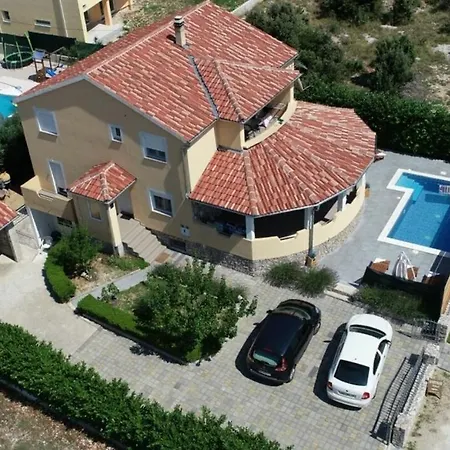 In - Biograd Riviera 40380 Kakma