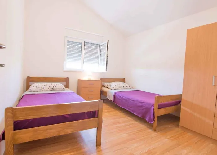 In - Biograd Riviera 40380 Kakma