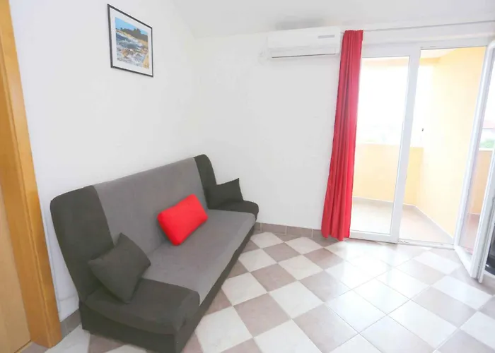 In - Biograd Riviera 40380 *