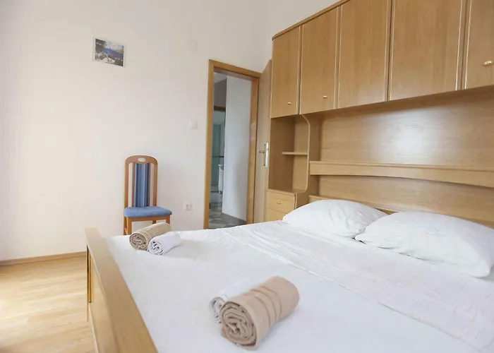 Апартаменты In - Biograd Riviera 40380 *