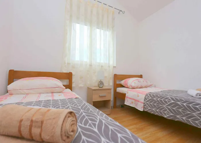 In - Biograd Riviera 40380 Kakma