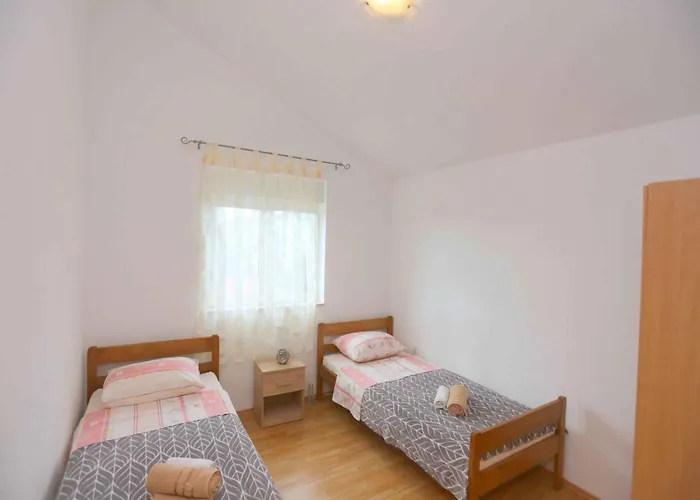 In - Biograd Riviera 40380 Kakma