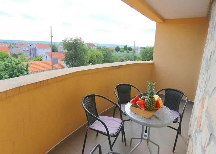 In - Biograd Riviera 40380